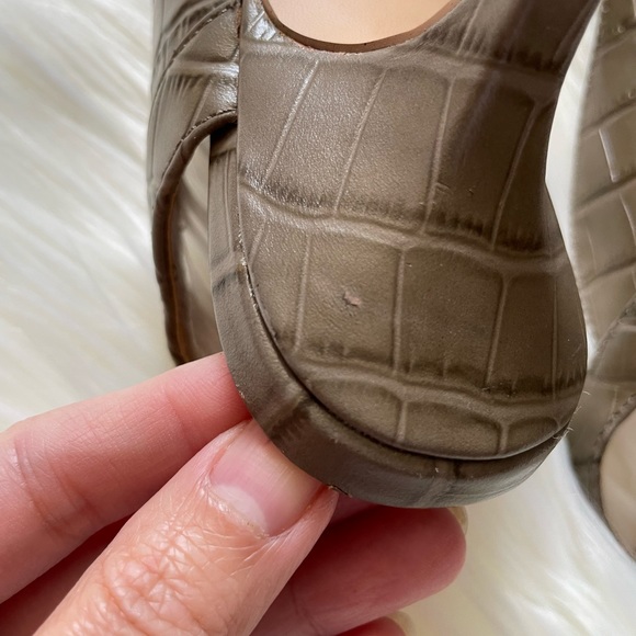 ZAC ZACPOSEN Point Toe Kitten Heeled Slingback Pumps In Croc Print Size 7.5 - Picture 6 of 11